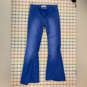 FREE PEOPLE LOW WAISTED FLARE JEANS: size 24